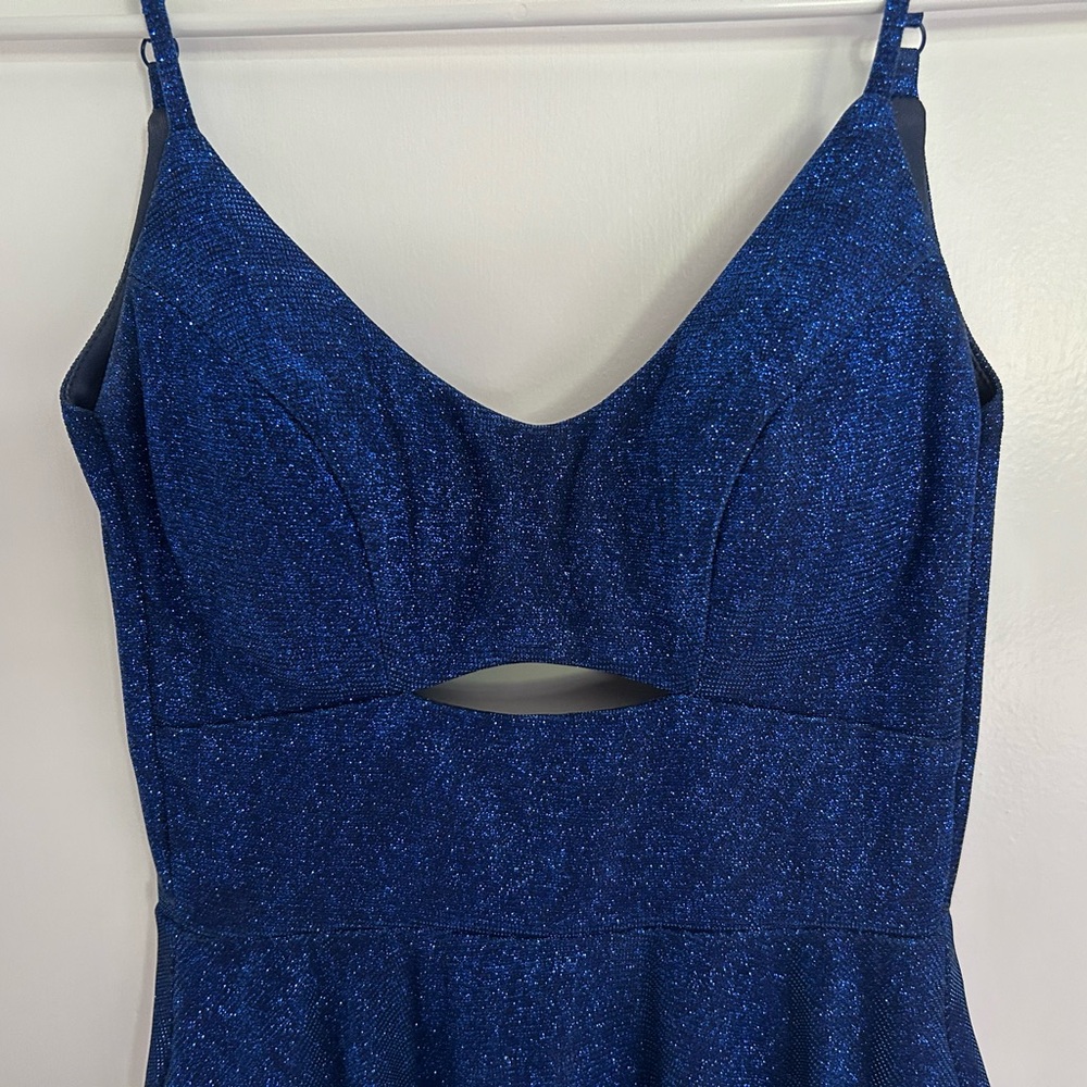 Royal Blue Sparkly Homecoming/Formal Dress (City Vibe, Size 0) - Picture 2 of 6
